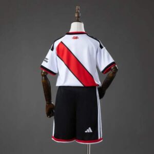 conjunto-niño-river-plate-primera-equipacion-2026-2027-parte-trasera