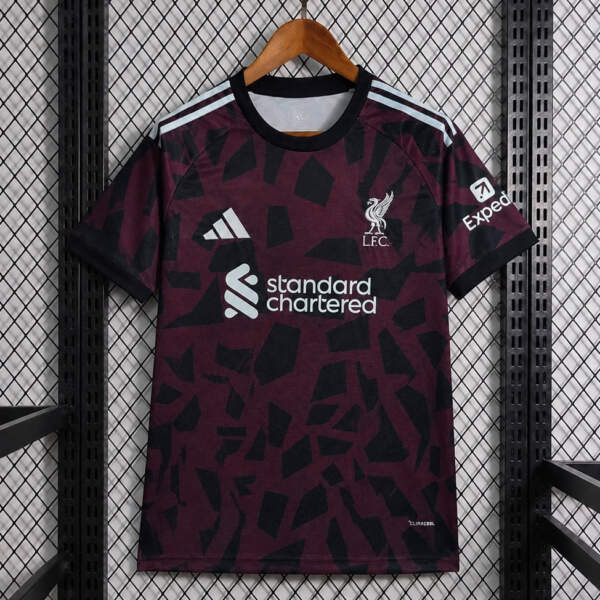 camiseta-liverpool-tercera-equipacion-2026-2027 camiseta-liverpool-tercera-equipacion-2026-2027