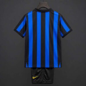 conjunto-niño-inter-milan-primera-equipacion-2026-2027-parte-trasera