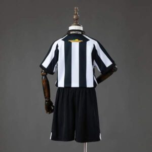 conjunto-niño-santos-fc-segunda-equipacion-2026-2027-parte-trasera