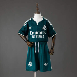 conjunto-niño-real-madrid-segunda-equipacion-2026-2027