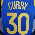 camiseta-golden-state-warrios-azul-curry-30-2026-2027-parte-trasera-2